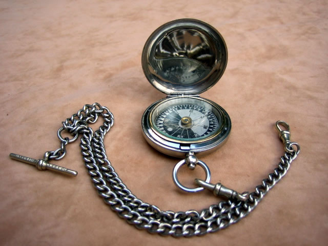 WW1 Officers pocket compass with double albert chain