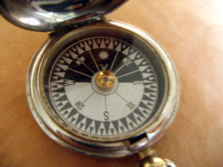 Cruchon & Emons 1916 pocket compass