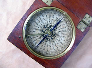 19th century mahogany cased pocket compass
