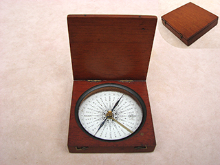 Scientific Collectables for antique and vintage collectable compasses