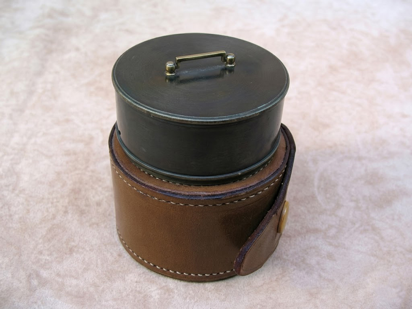 19th century pocket box sextant by Elliott Brothers London