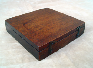 Georgian pocket compass in mahogany case